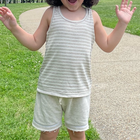 Tank and Shorts set - Picture 7 of 7